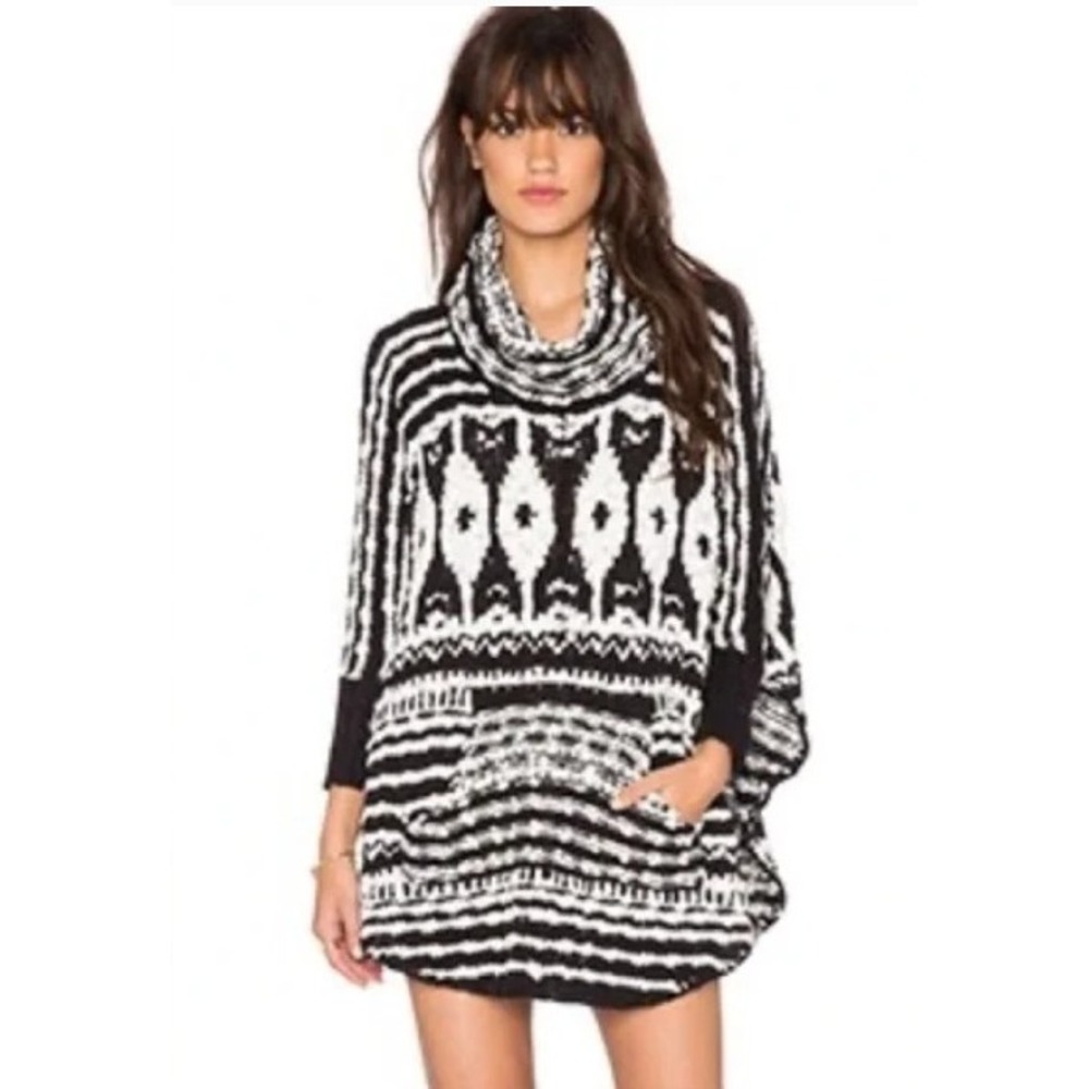 Free People Rosie Lee Poncho Oversized Sweater Chunky Knit Cowl Neck‎ Boho XS